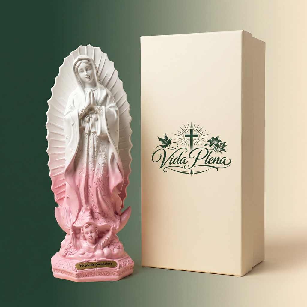 Escultura hecha a mano de la Virgen de Guadalupe